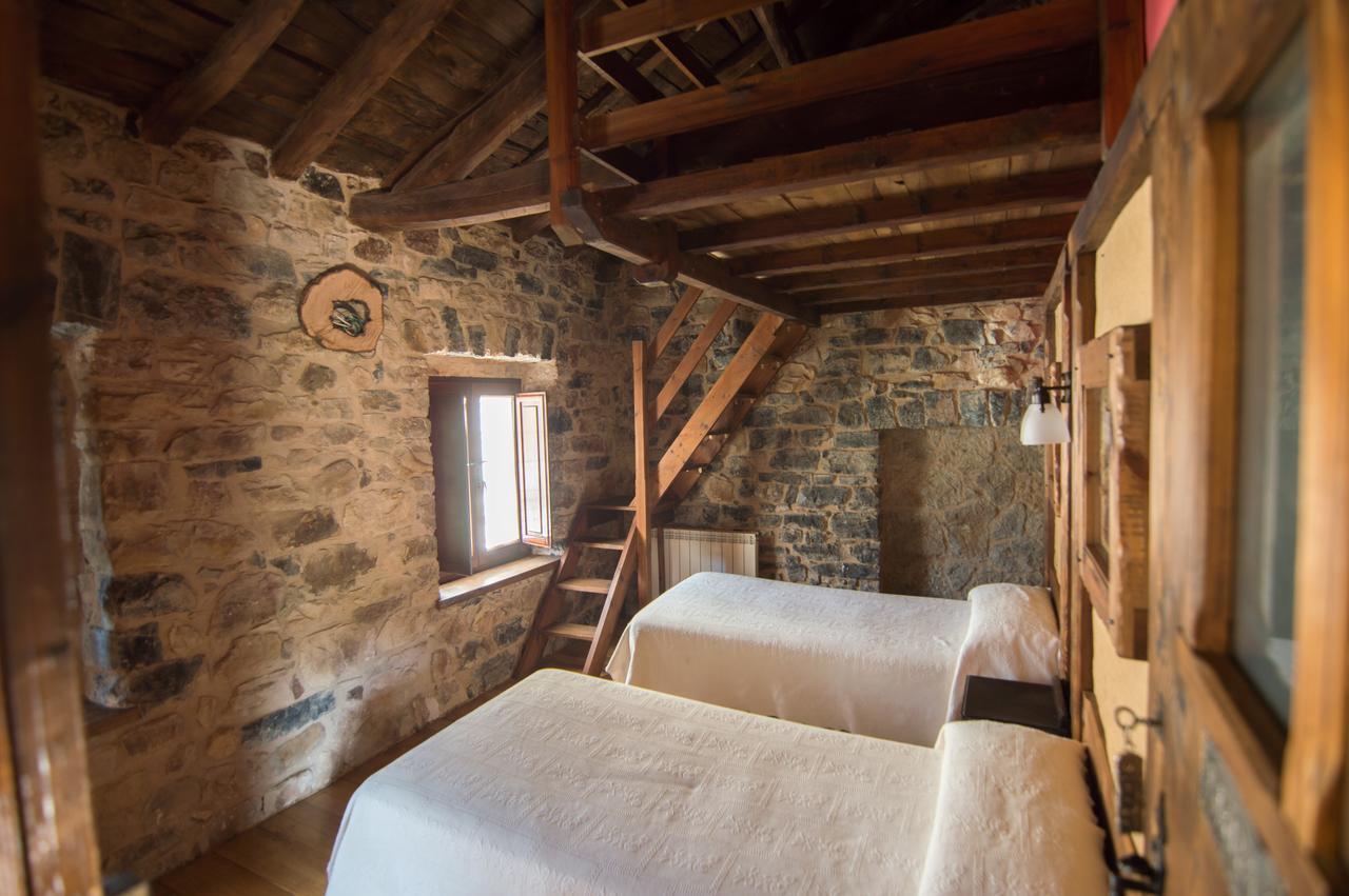 בית הארחה Lois 	Casa Rural La Catedral De La Montana מראה חיצוני תמונה